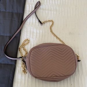 Women’s crossbody purse